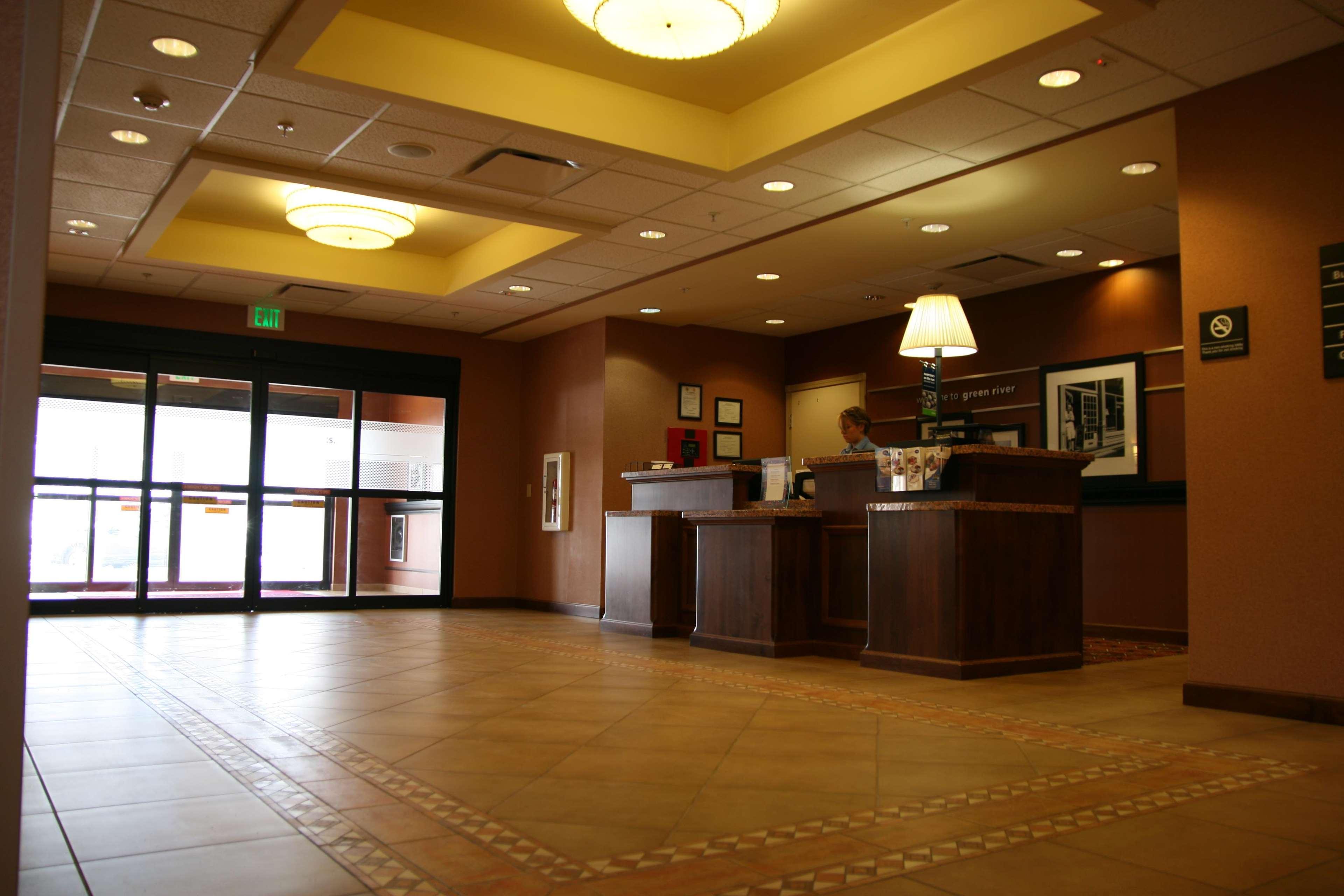 Hampton Inn & Suites Green River Interior photo