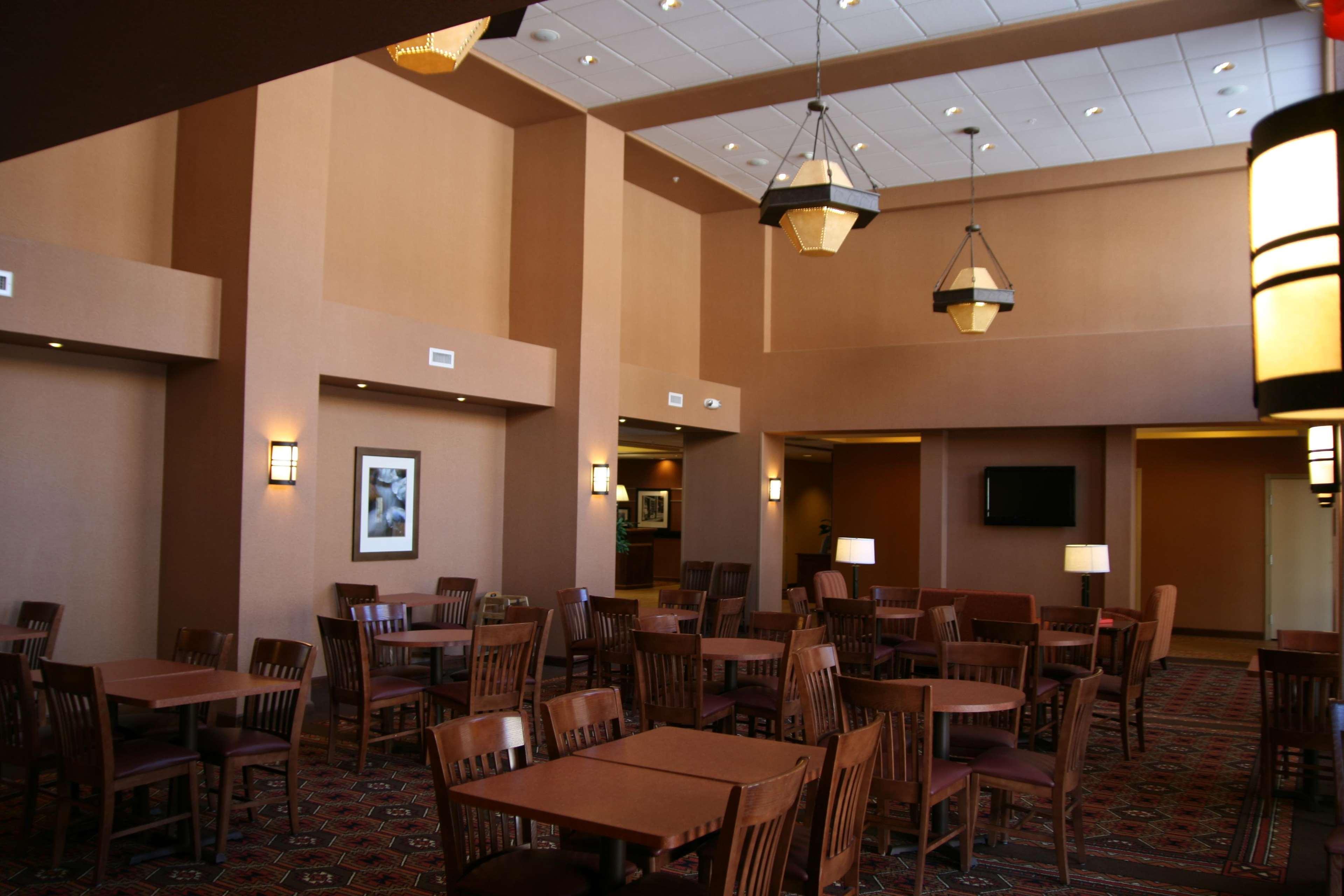 Hampton Inn & Suites Green River Restaurant photo
